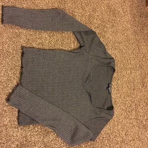 Grey long-sleeve ribbed